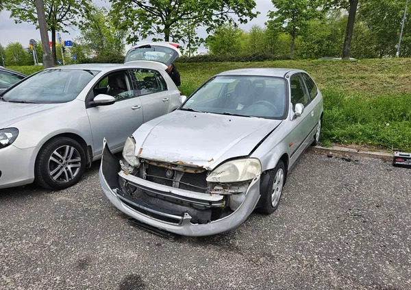 honda civic małopolskie Honda Civic cena 3500 przebieg: 247000, rok produkcji 2000 z Warszawa